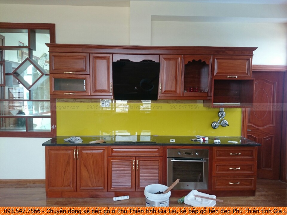 Chuyên đóng kệ bếp gỗ ở Phú Thiện tỉnh Gia Lai, kệ bếp gỗ bền đẹp Phú Thiện tỉnh Gia Lai uy tín gọi SĐT 09.3547.7566
