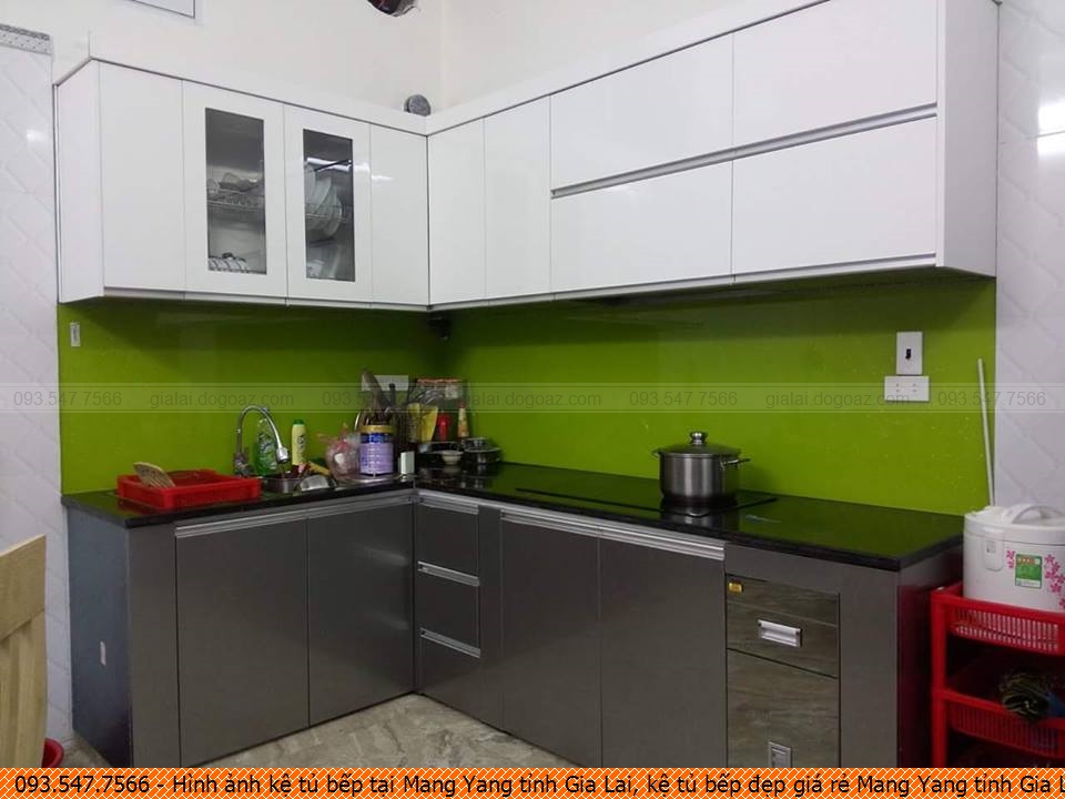 Hình ảnh kệ tủ bếp tại Mang Yang tỉnh Gia Lai, kệ tủ bếp đẹp giá rẻ Mang Yang tỉnh Gia Lai chuyên nghiệp gọi 093.547.7566