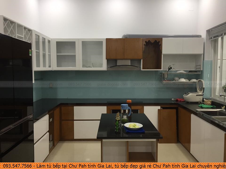 Làm tủ bếp tại Chư Pah tỉnh Gia Lai, tủ bếp đẹp giá rẻ Chư Pah tỉnh Gia Lai chuyên nghiệp 093.547.7566