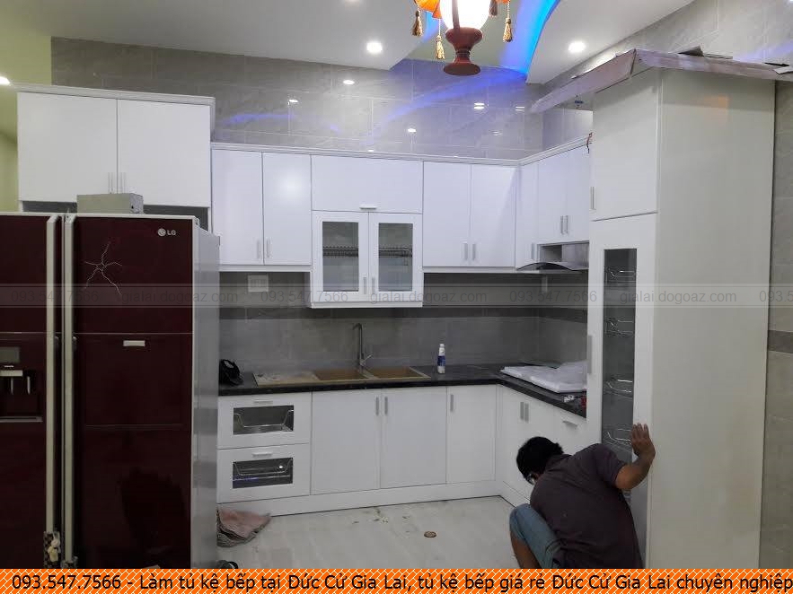Làm tủ kệ bếp tại Đức Cử Gia Lai, tủ kệ bếp giá rẻ Đức Cử Gia Lai chuyên nghiệp gọi 09.3547.7566