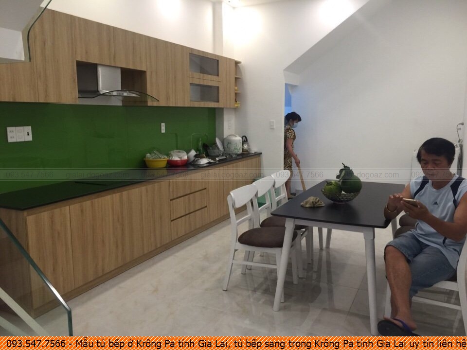 Mẫu tủ bếp ở Krông Pa tỉnh Gia Lai, tủ bếp sang trọng Krông Pa tỉnh Gia Lai uy tín liên hệ 093.5477566
