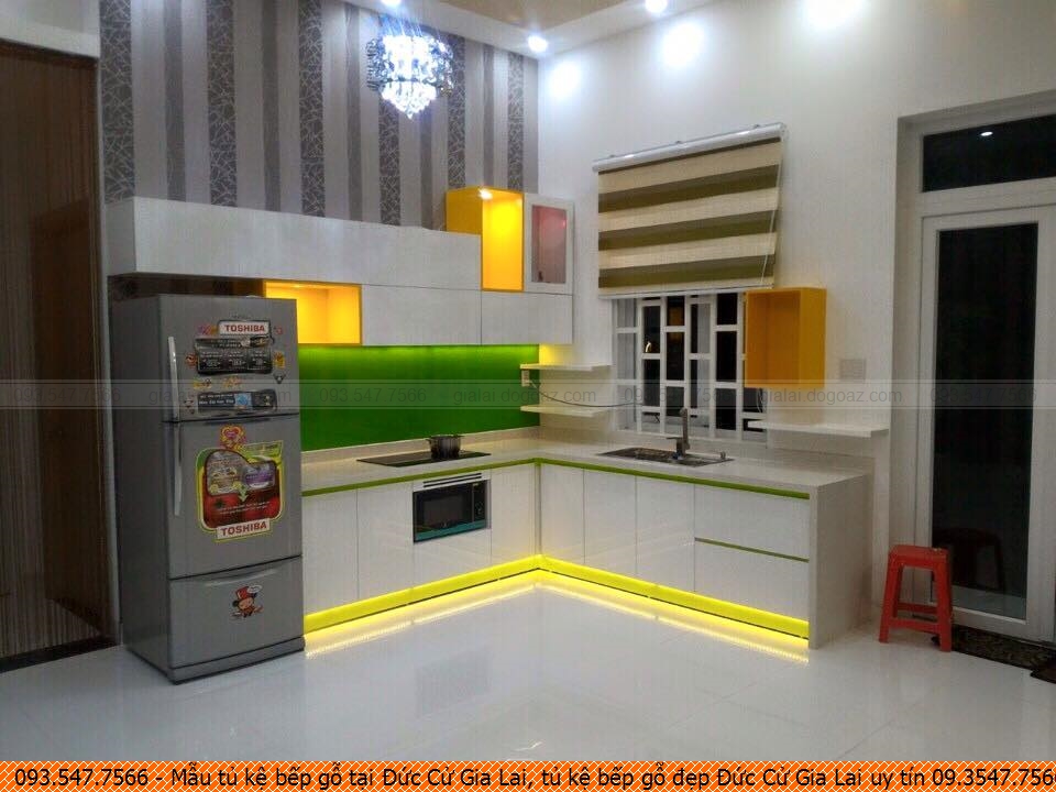 Mẫu tủ kệ bếp gỗ tại Đức Cử Gia Lai, tủ kệ bếp gỗ đẹp Đức Cử Gia Lai uy tín 09.3547.7566