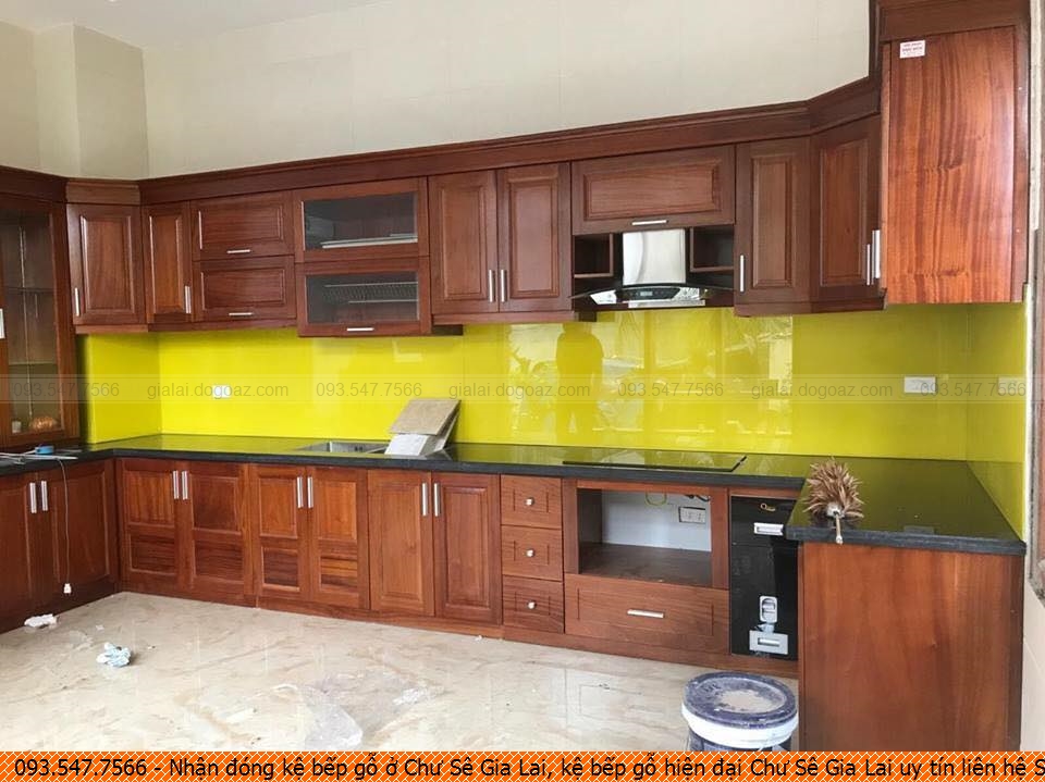 Nhận đóng kệ bếp gỗ ở Chư Sê Gia Lai, kệ bếp gỗ hiện đại Chư Sê Gia Lai uy tín liên hệ SĐT 093-5477-566