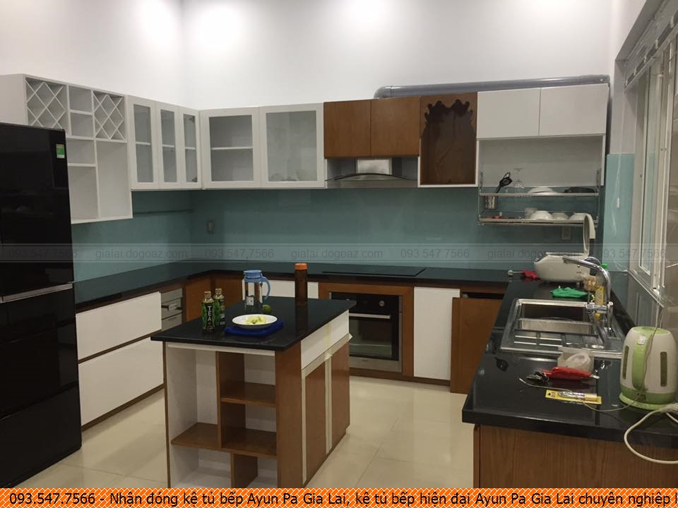 Nhận đóng kệ tủ bếp Ayun Pa Gia Lai, kệ tủ bếp hiện đại Ayun Pa Gia Lai chuyên nghiệp liên hệ 093.5477566