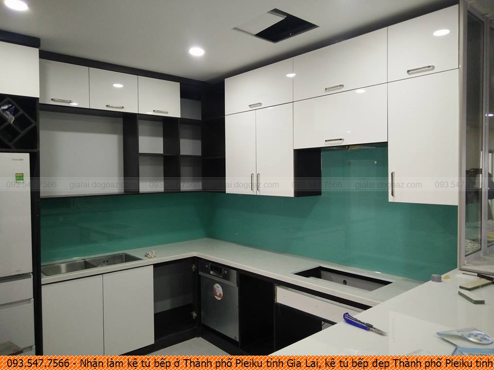 Nhận làm kệ tủ bếp ở Thành phố Pleiku tỉnh Gia Lai, kệ tủ bếp đẹp Thành phố Pleiku tỉnh Gia Lai uy tín SĐT 09.3547.7566