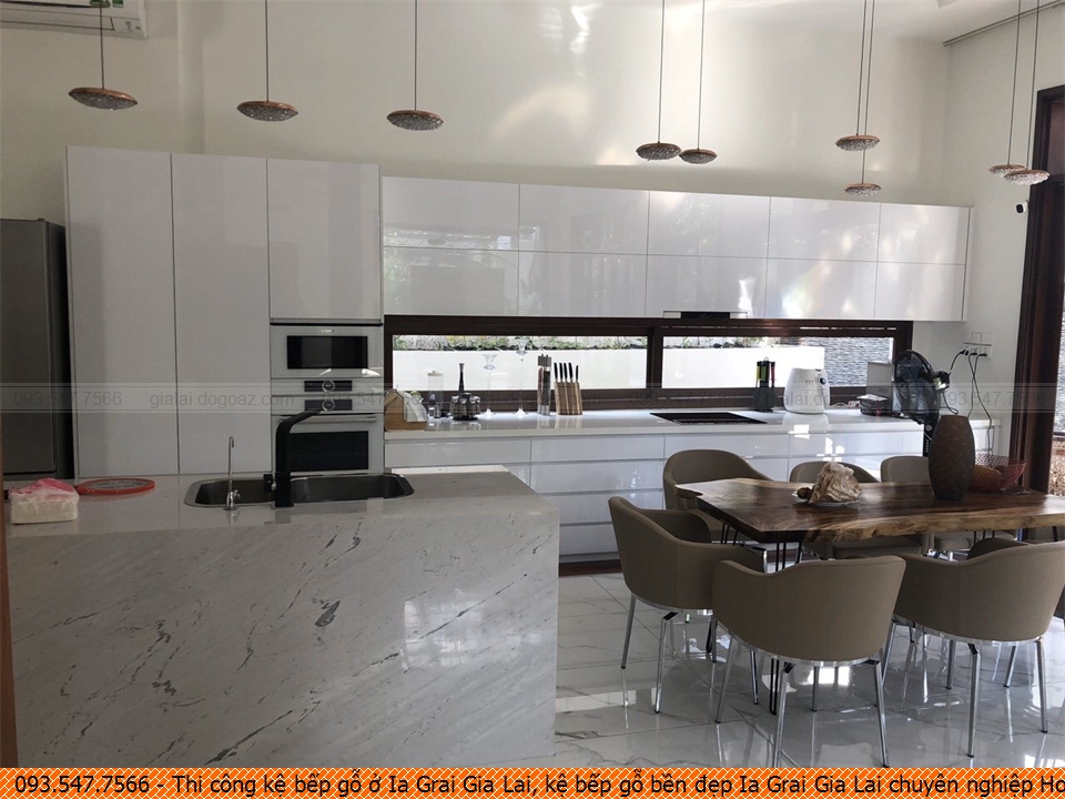 Thi công kệ bếp gỗ ở Ia Grai Gia Lai, kệ bếp gỗ bền đẹp Ia Grai Gia Lai chuyên nghiệp Hotline 093-547-7566