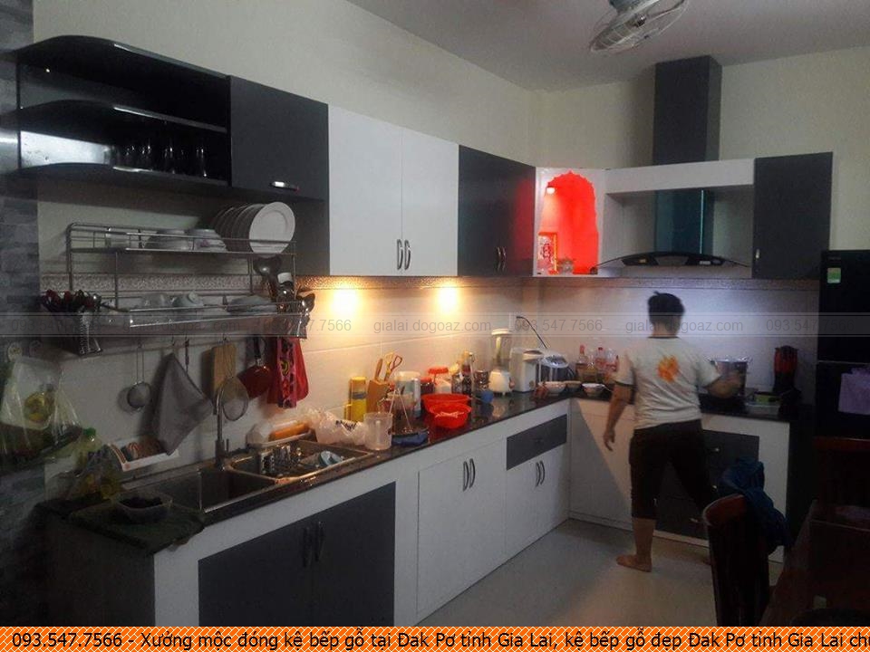 Xưởng mộc đóng kệ bếp gỗ tại Đak Pơ tỉnh Gia Lai, kệ bếp gỗ đẹp Đak Pơ tỉnh Gia Lai chuyên nghiệp liên hệ 093-5477-566