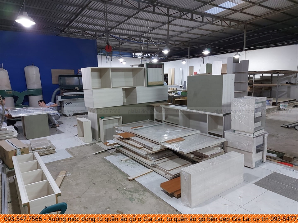 xuong-moc-dong-tu-quan-ao-go-o-gia-lai-tu-quan-ao-go-ben-dep-gia-lai-uy-tin-093-5477-566_2