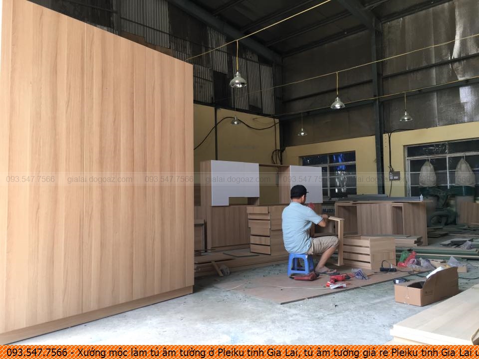 Xưởng mộc làm tủ âm tường ở Pleiku tỉnh Gia Lai, tủ âm tường giá rẻ Pleiku tỉnh Gia Lai uy tín gọi 093.54.77.566
