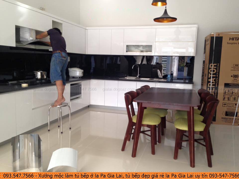Xưởng mộc làm tủ bếp ở la Pa Gia Lai, tủ bếp đẹp giá rẻ la Pa Gia Lai uy tín 093-547-7566
