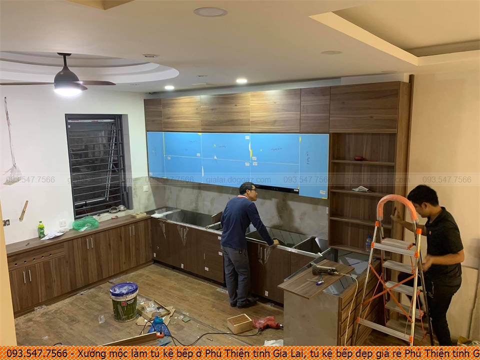 xuong-moc-lam-tu-ke-bep-o-phu-thien-tinh-gia-lai-tu-ke-bep-dep-gia-re-phu-thien-tinh-gia-lai-uy-tin-goi-hotline-0935477566