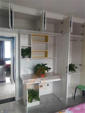 nhan-lam-tu-quan-ao-go-tai-chu-puh-tinh-gia-lai-tu-quan-ao-go-chat-luong-chu-puh-tinh-gia-lai-chuyen-nghiep-0935477566