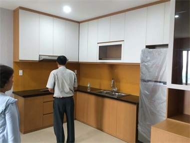 xuong-dong-tu-ke-bep-go-o-kbang-gia-lai-tu-ke-bep-go-hien-dai-kbang-gia-lai-uy-tin-093-547-7566