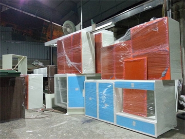 xuong-moc-dong-tu-quan-ao-go-mang-yang-gia-lai-tu-quan-ao-go-ben-dep-mang-yang-gia-lai-chuyen-nghiep-goi-hotline-0935477566